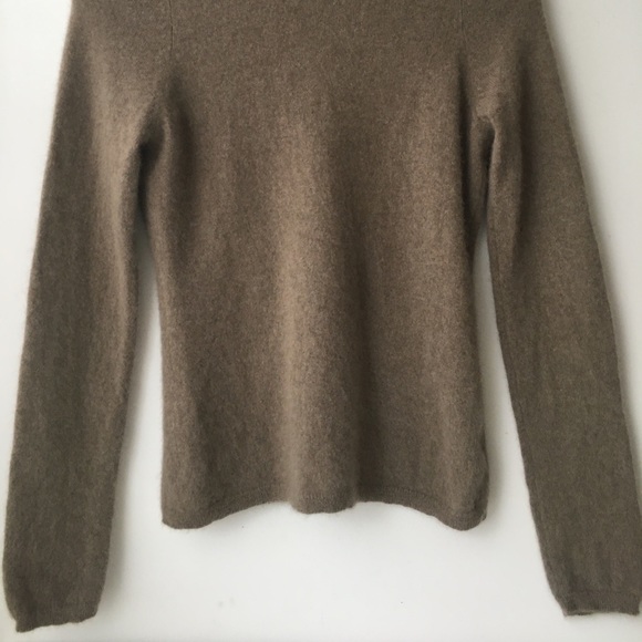 SOLD 100%  cashmere turtleneck Charter Club - Picture 6 of 6